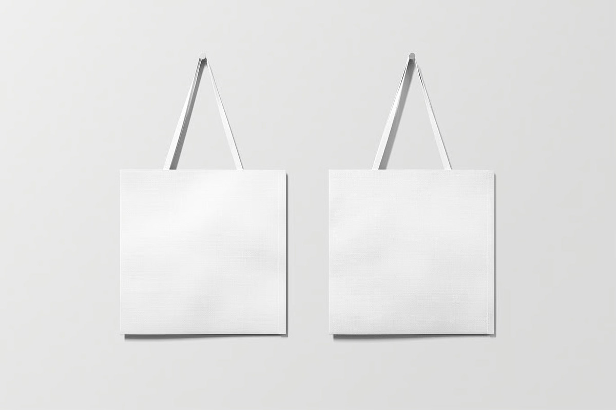 Tote Bag Mockup, a Packaging Mockup by zpackcreative (Photo 2 of 4)