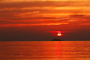 Sunset at the Ko Phangan island, a Photo by saiko3p