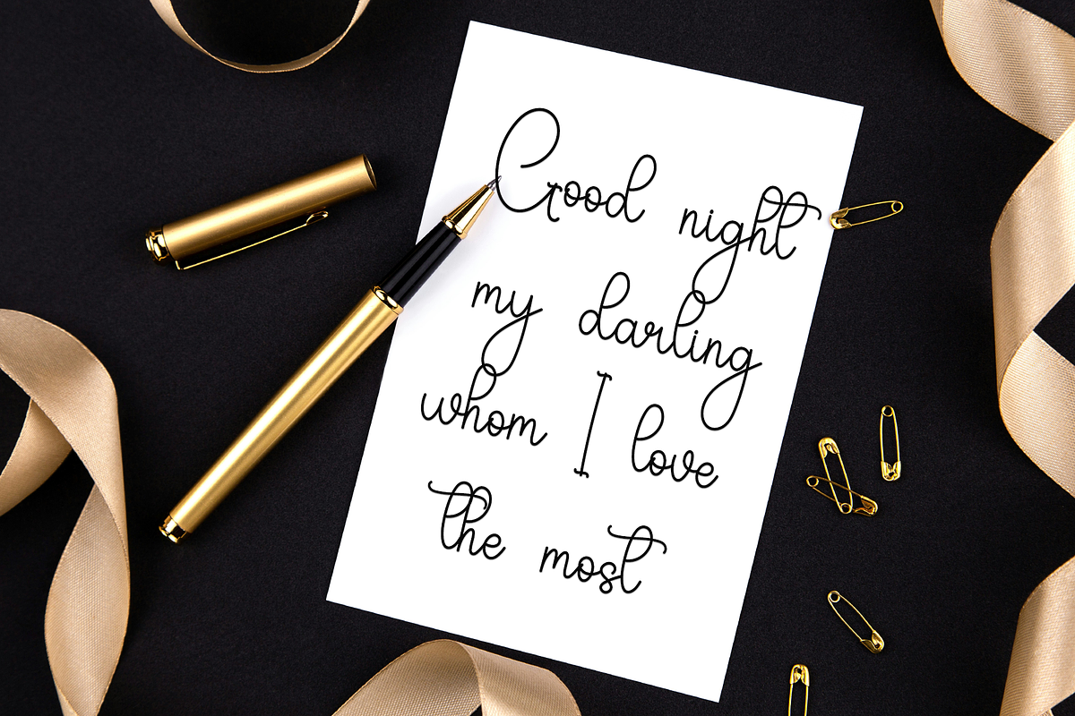 Daily Handmade, a Handwritten Font by InermediaSTUDIO (Photo 5 of 7)