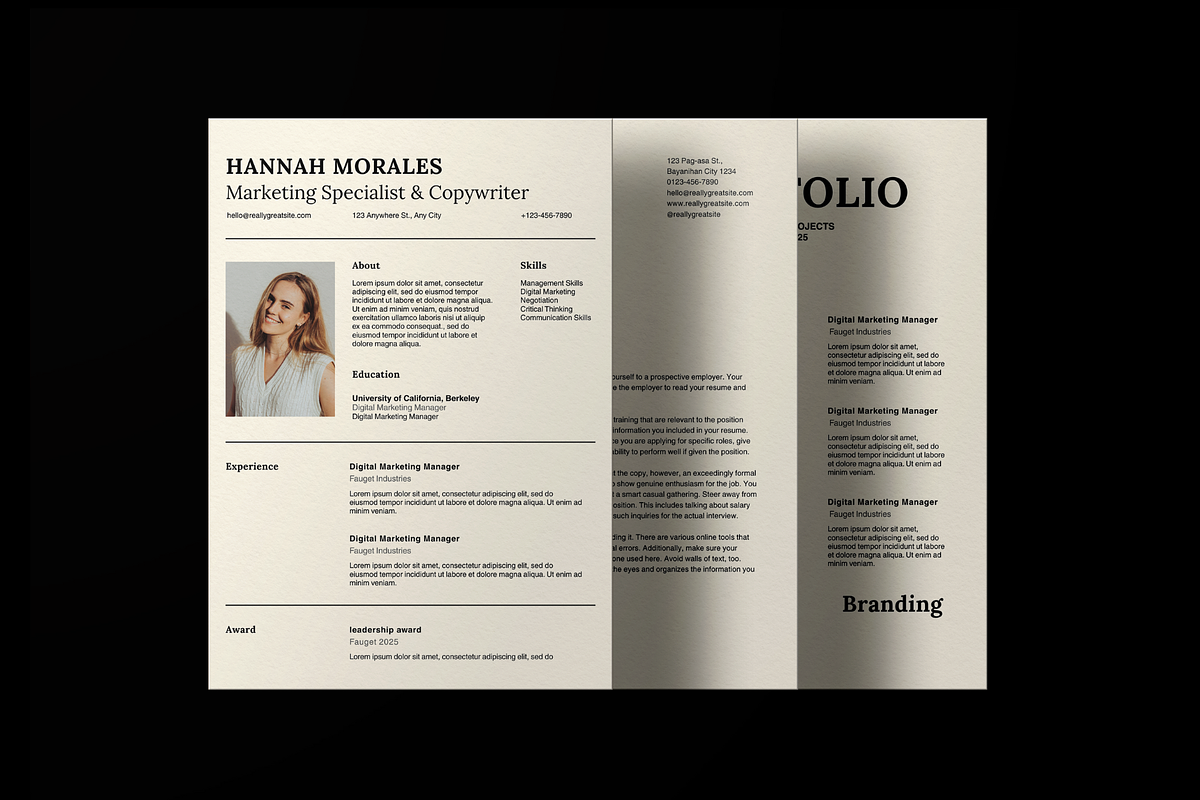 Minimalist Resume Template Canva preview 4