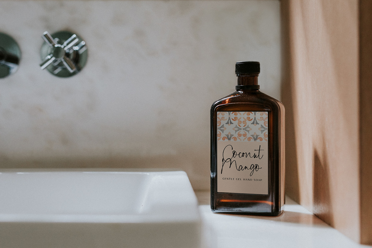 Houstonfield//Modern Script Font, a Handwritten Font by PeachCreme (Photo 7 of 13)