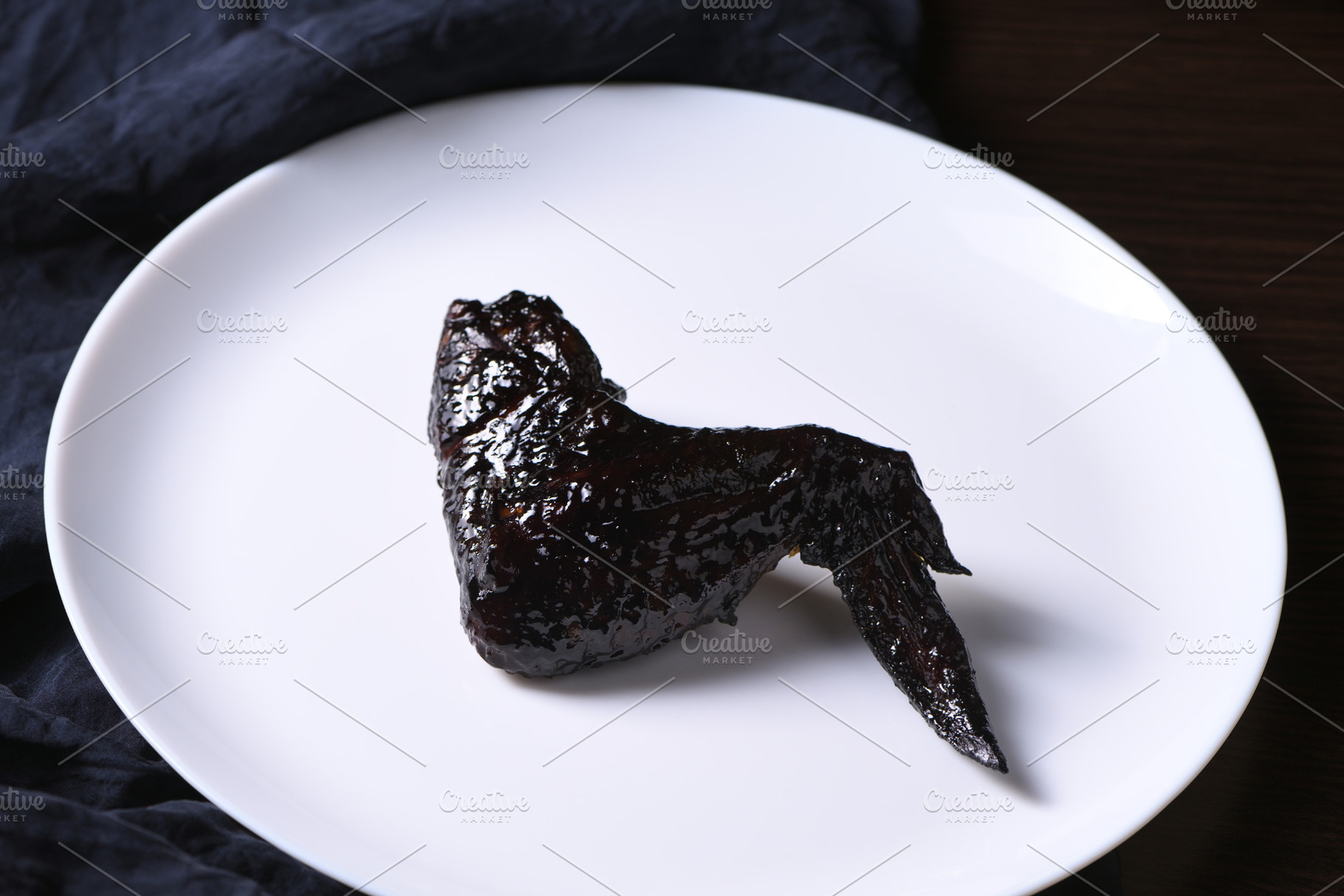 Bat wings (chicken wings), a Photo by Apolonia