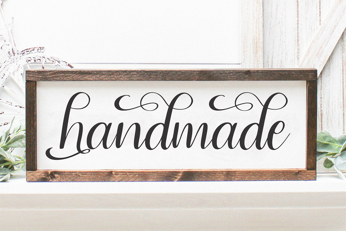 Gildane Hyme, a Script Font by Essentials Studio (Photo 2 of 8)