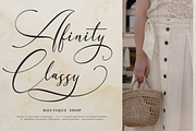 Sanluigi Nothaylor Calligraphy Font, a Script Font by Denustudios (Thumbnail 2 of 12)