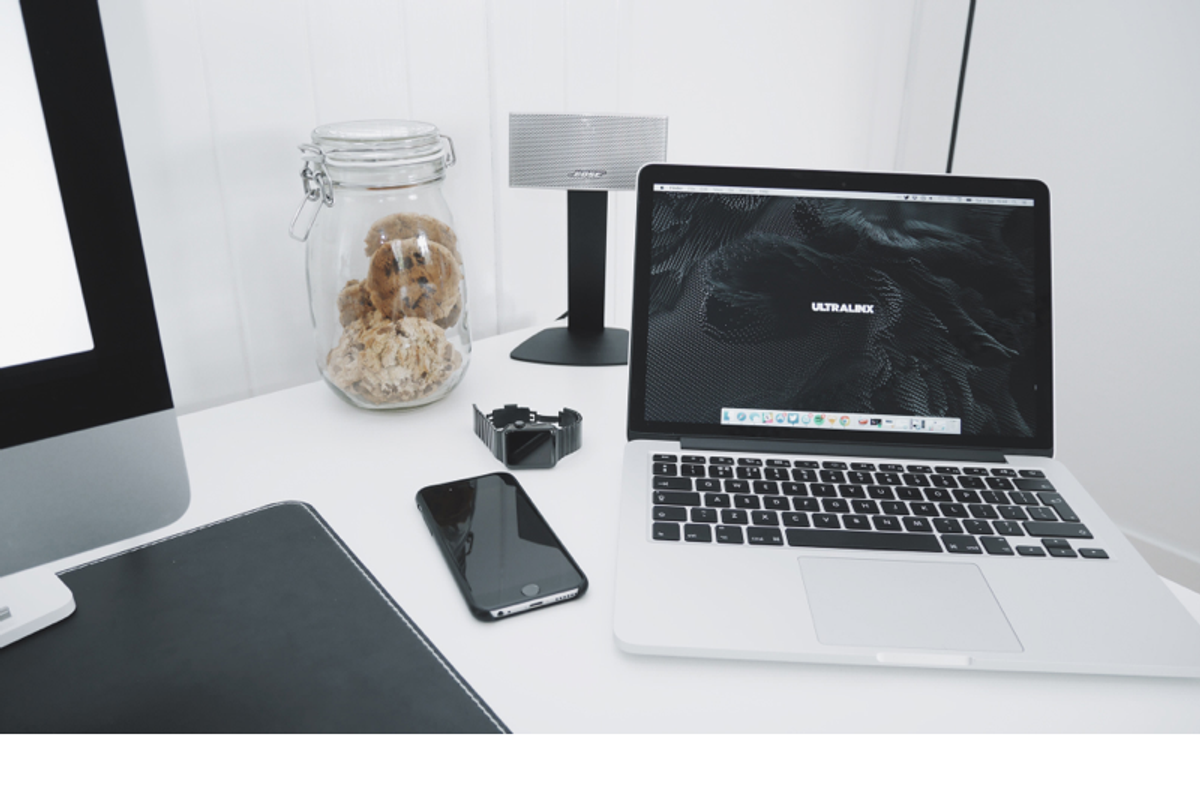 Gaudy + Online Template Builder, an Email Template by DynamicXX (Photo 2 of 2)