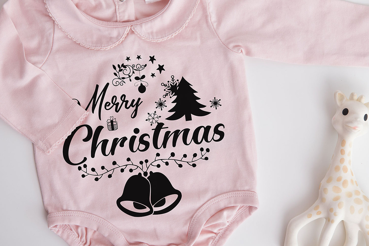 Christmas SVG - Merry Christmas SVG, a Decorative Illustration by Dasagani (Photo 2 of 5)