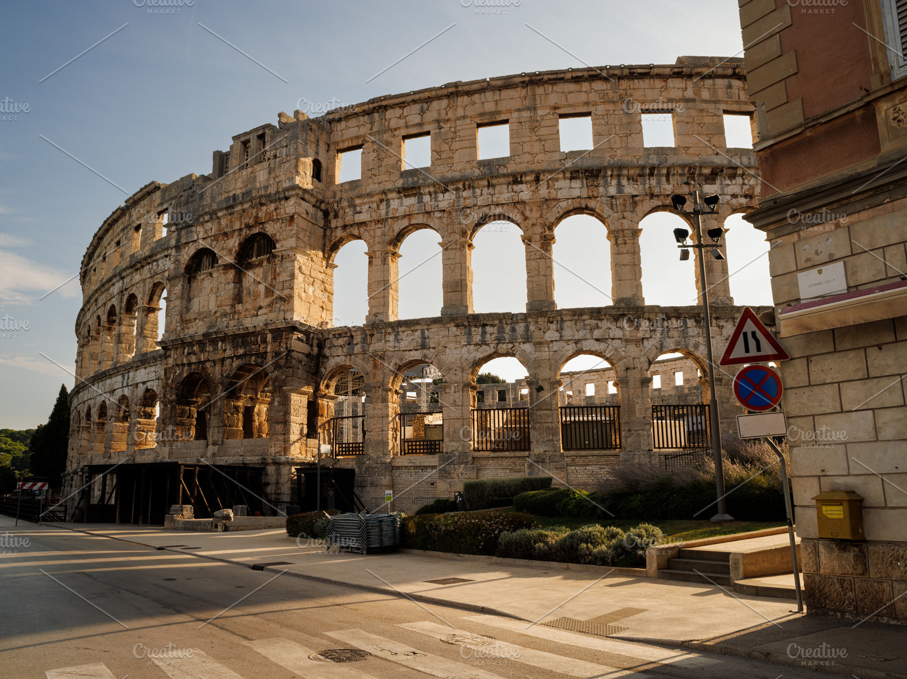 Roman Amphitheater, Pula, Croatia, an Architecture Photo by Bepslabor