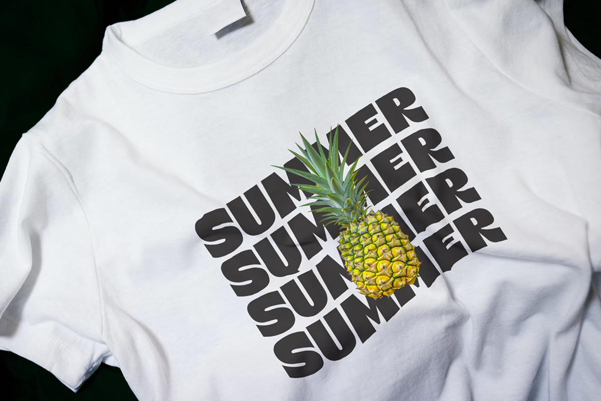 Bermia Display Font, a Sans Serif Font by Yukita Creative (Photo 7 of 9)