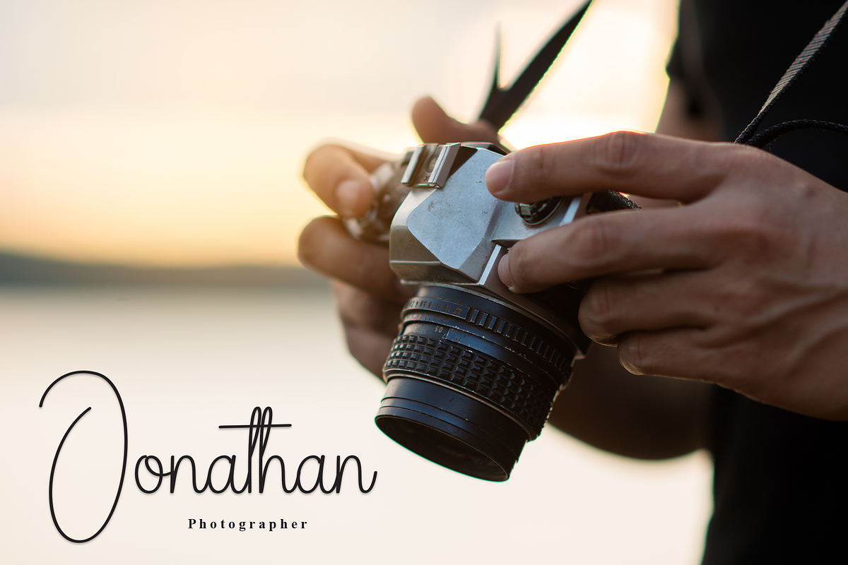 Handmade Signature | Script Font, a Handwritten Font by Scratchones (Photo 4 of 8)