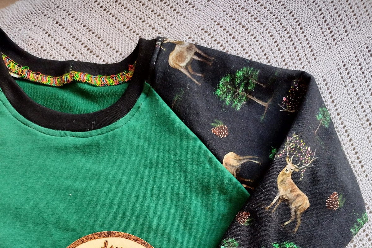 Christmas Deer Seamless Pattern, a Pattern Graphic by Tatra Cottage Designs (Photo 4 of 6)