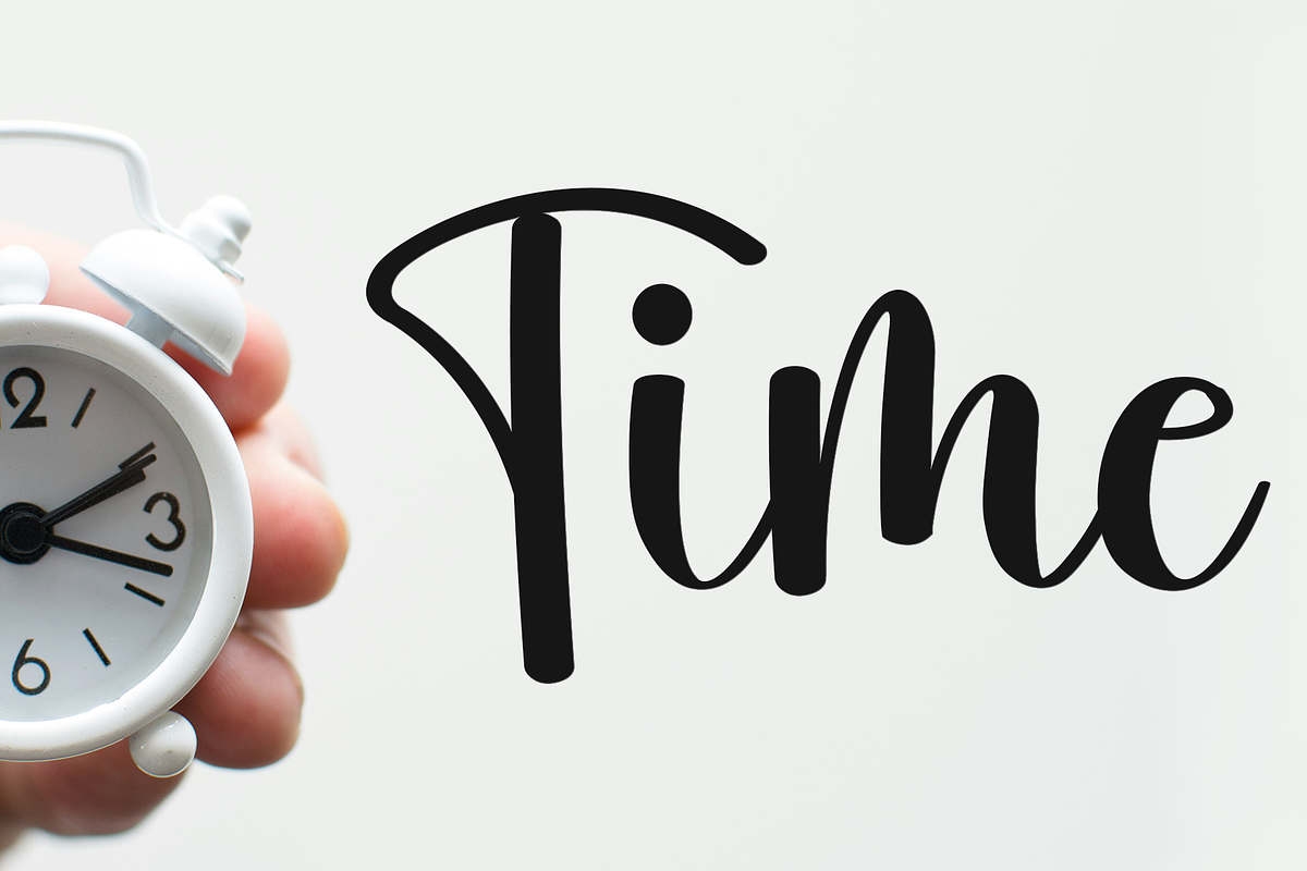Jasmine Signature, a Handwritten Font by FreshTypeINK (Photo 3 of 8)