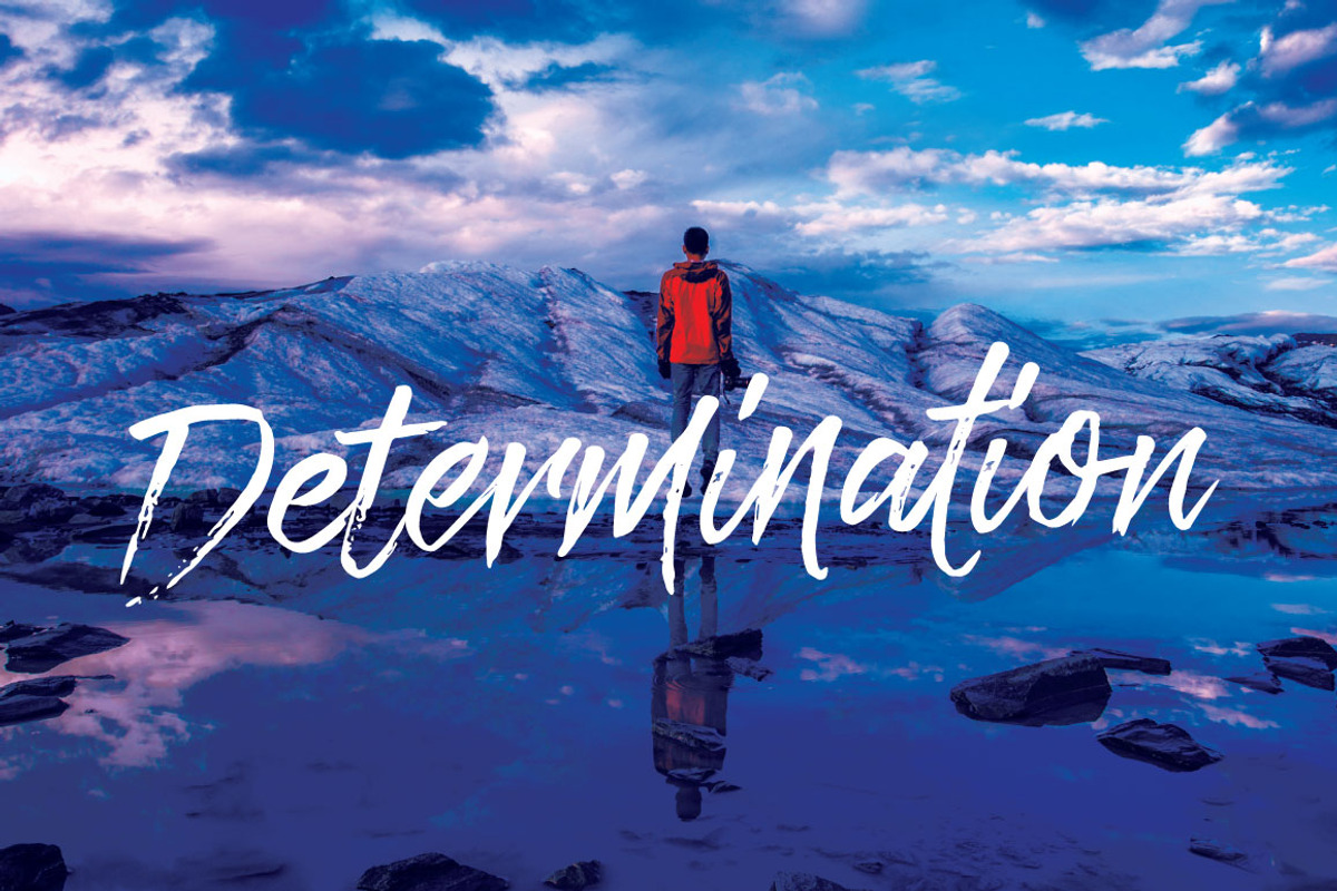 Paradise Typeface preview 7
