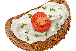 Rye toasted bread with cream cheese
