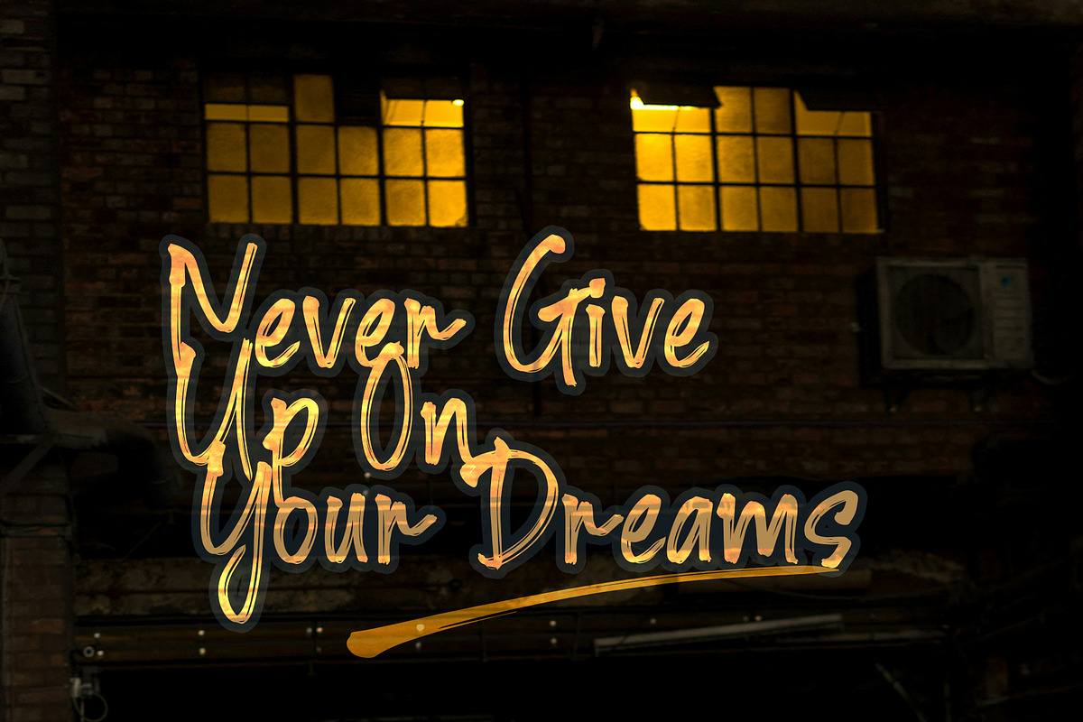 Bighs streak, a Handwritten Font by Sulthan Studio (Photo 2 of 6)
