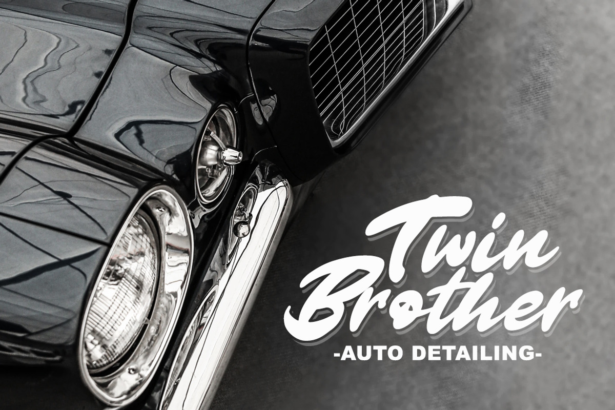 Clarkton - Bold Script Font preview 4