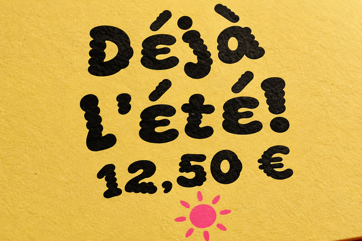 Vibro Groove Font, a Sans Serif Font by Handmadefont (Photo 13 of 17)