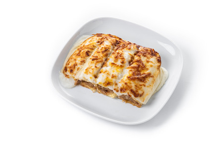 Baked Cannelloni with Cheese and Béchamel Sauce