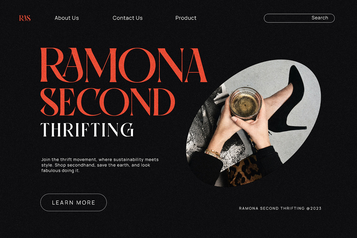 Santiago Vintage Serif Font, a Serif Font by Graphicxell (Photo 5 of 10)