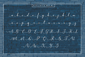 Bluebell - Calligraphy Font