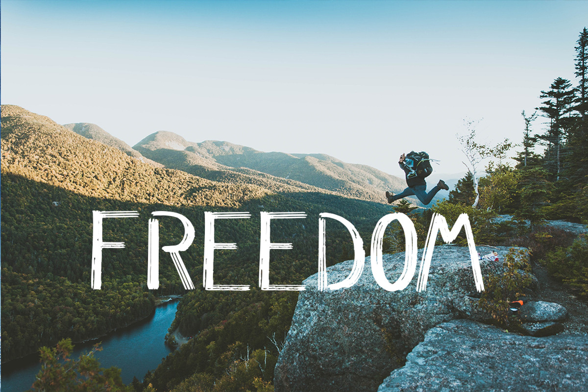 WILD & FREE Brush Font preview 4
