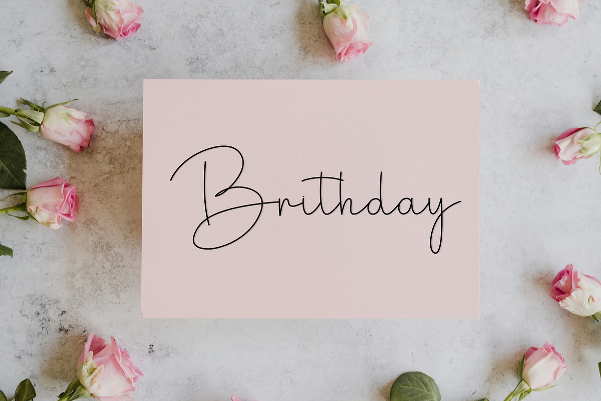 Mandala Signature, a Handwritten Font by InermediaSTUDIO (Photo 7 of 8)