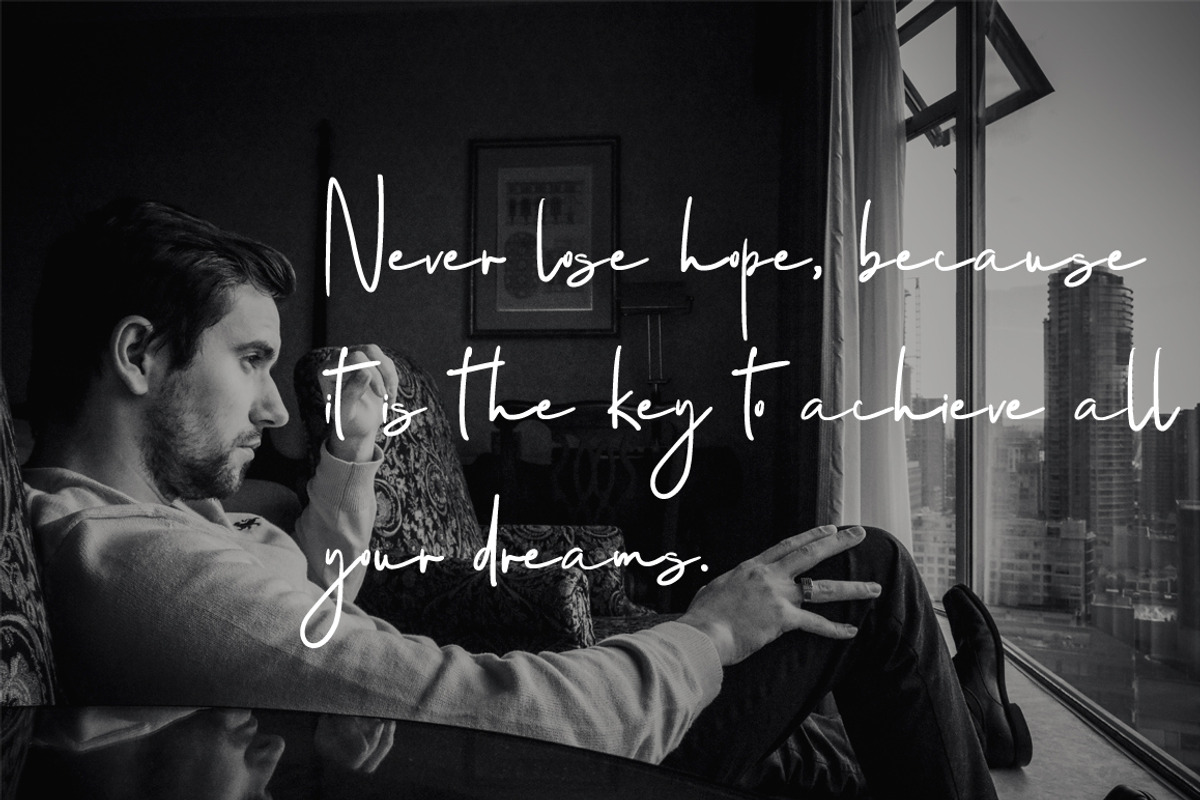 Momogisty - Signature Font, a Handwritten Font by Face Lab (Photo 2 of 6)