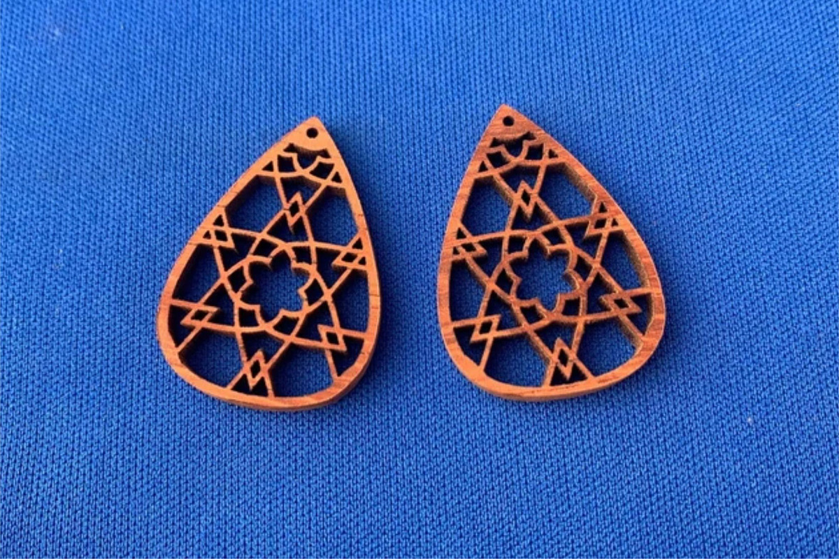 120 Svg Earrings laser cut template, a Graphic by CncCutModel (Photo 4 of 4)