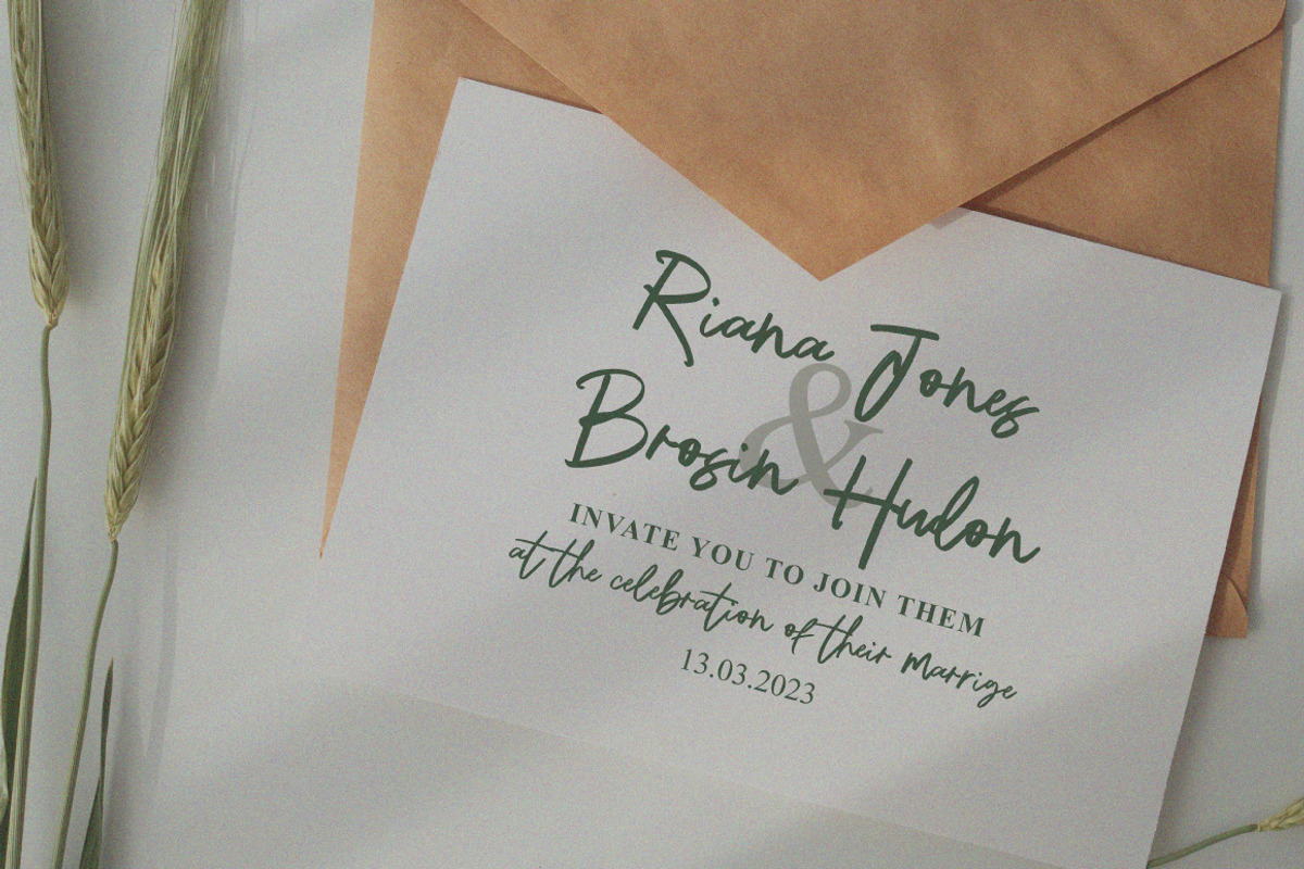 Hafine - Casual Brush, a Handwritten Font by tebaltipislab (Photo 7 of 10)