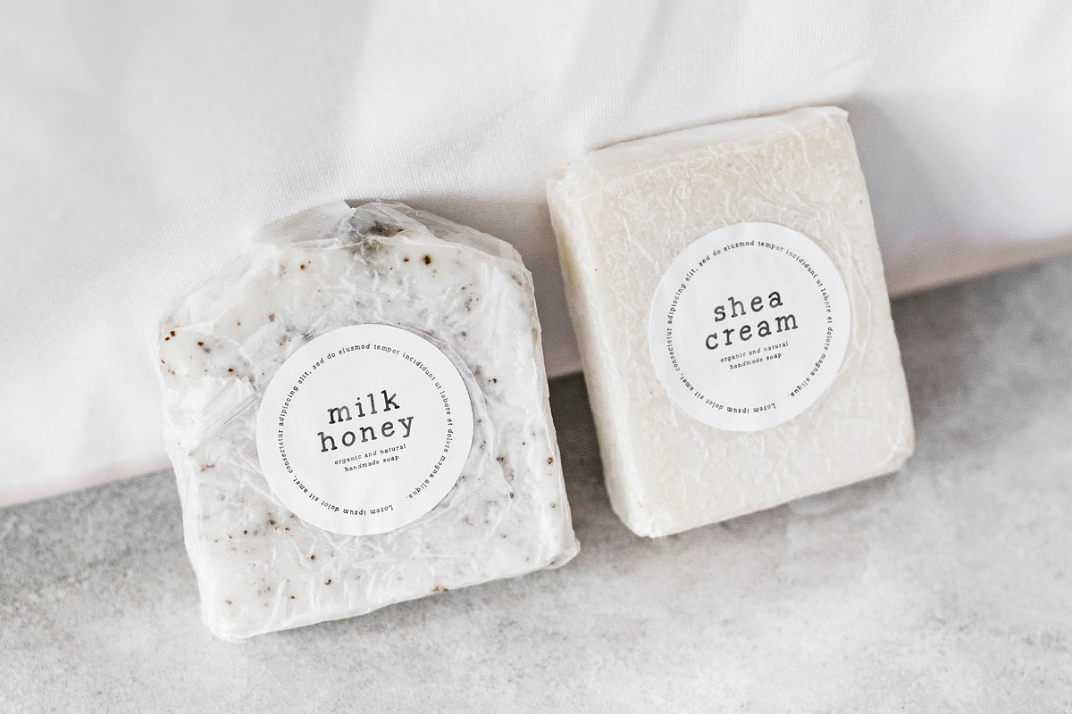 Sweetsoul | Handlettered Serif Font, a Serif Font by Pink Coffie (Photo 12 of 20)