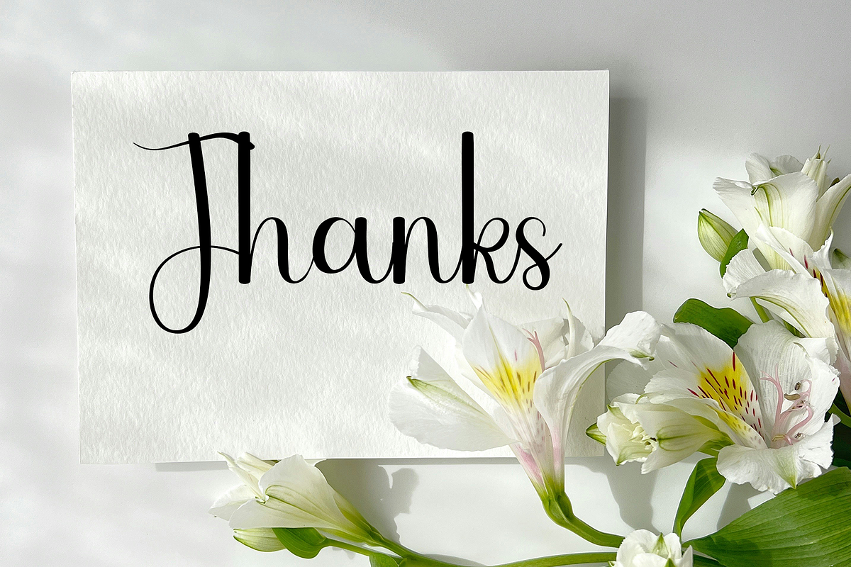 Morning, a Handwritten Font by InermediaSTUDIO (Photo 6 of 8)