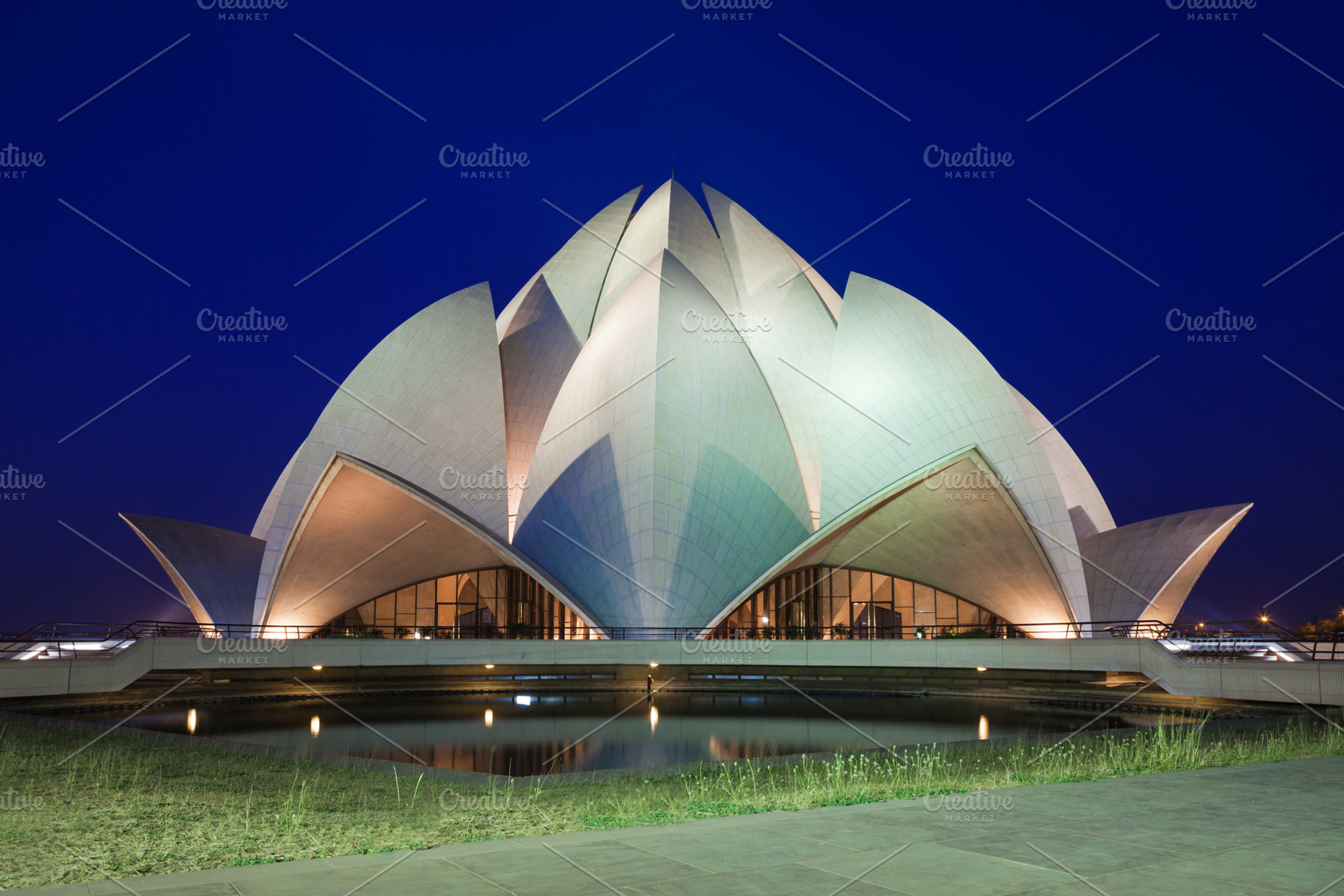 The Lotus Temple, a Photo by saiko3p