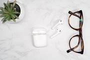 Minimalist Bundle, a Background Photo by GetMockups (Thumbnail 8 of 11)