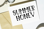 Lovely Honey, a Serif Font by InermediaSTUDIO (Thumbnail 2 of 8)