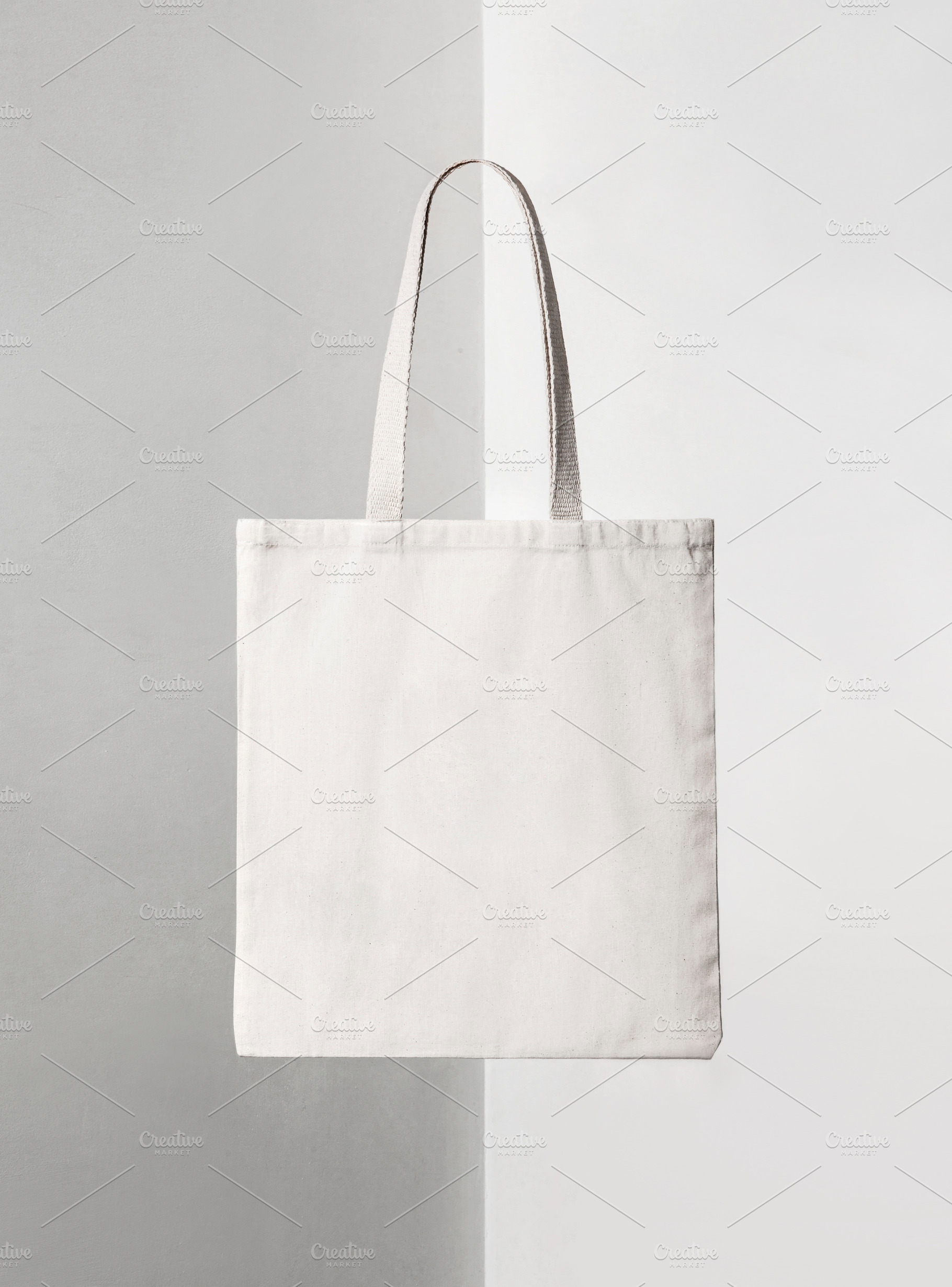 Tote squared bag light beige, a Photo by UN-BRANDED