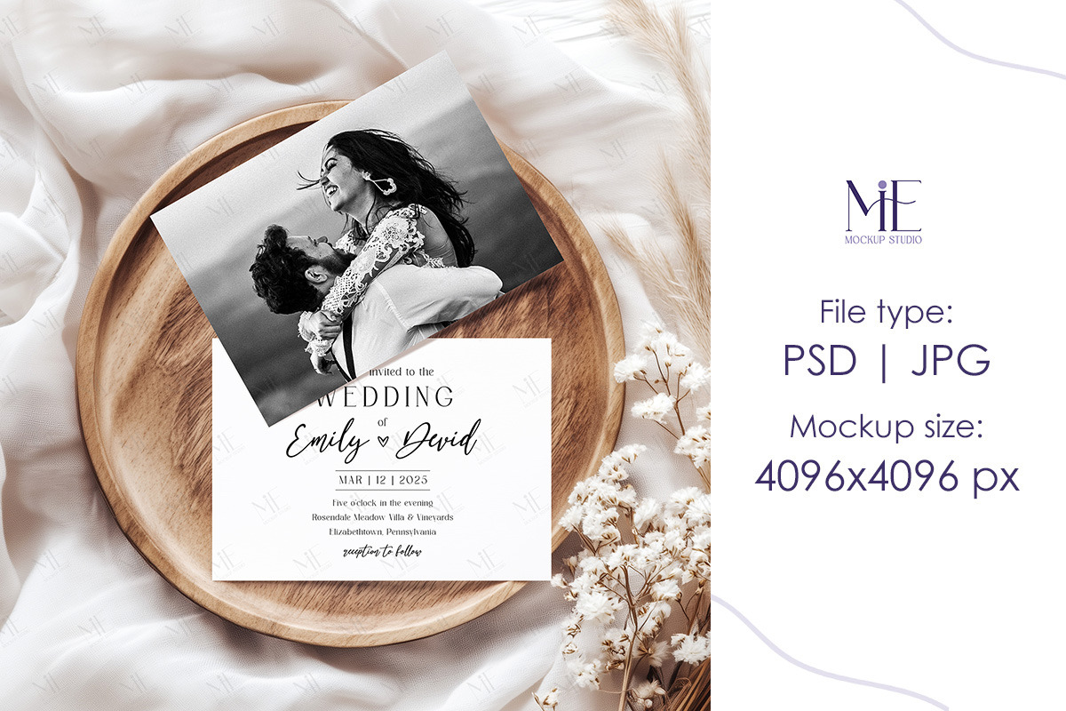 Horizontal Card Mockup, 5x7 Invitation