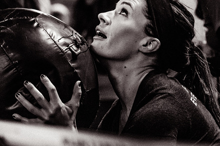 Crossfit workout wall ball 16 stock photo containing crossfit and workout preview 6