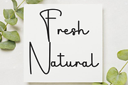 Astonishing, a Handwritten Font by InermediaSTUDIO (Thumbnail 5 of 8)