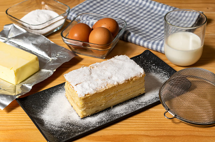 White layered cream pie, a Background Photo by wr7 Media