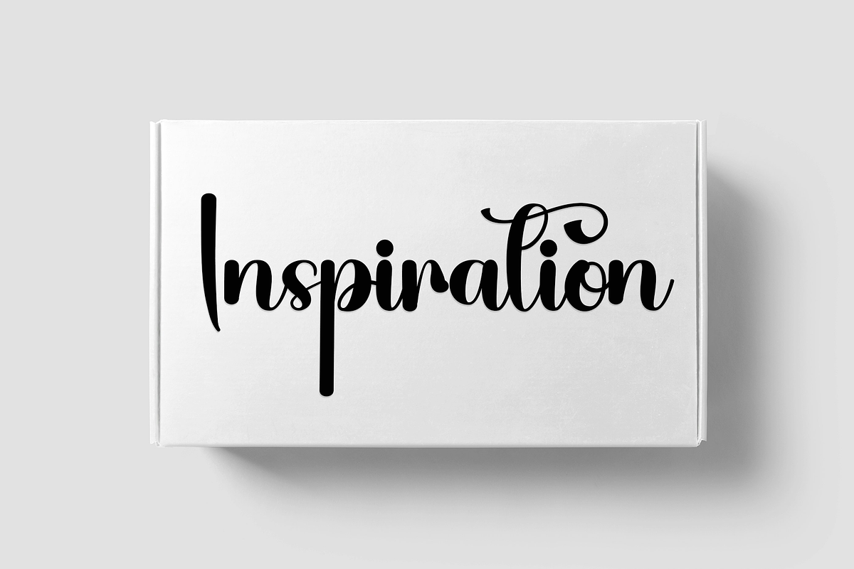 Retro Skylight, a Handwritten Font by InermediaSTUDIO (Photo 2 of 8)
