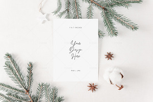 5x7 Christmas Card Mockup, P05