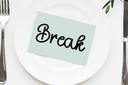 Character, a Handwritten Font by InermediaSTUDIO (Thumbnail 4 of 7)