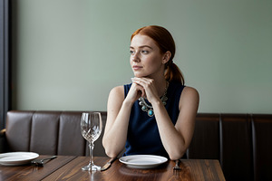 Redhead Woman Waiting, a Photo by rarrarorro