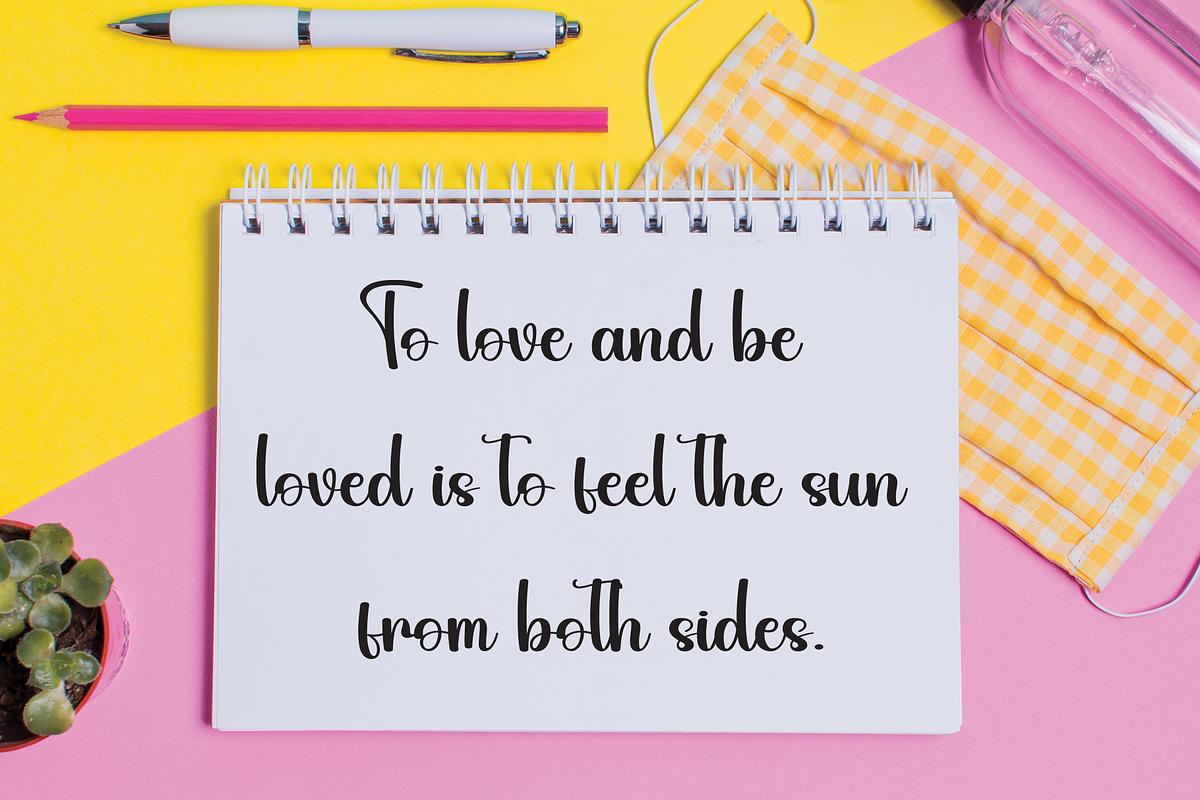 Vintage | Script Font, a Handwritten Font by Scratchones (Photo 5 of 9)