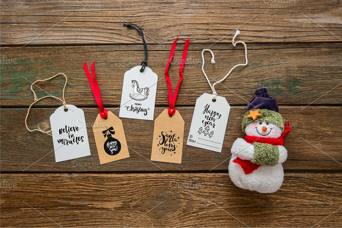 Christmas cards and tags, a Decorative Illustration by Lena Kedrova (Photo 6 of 7)