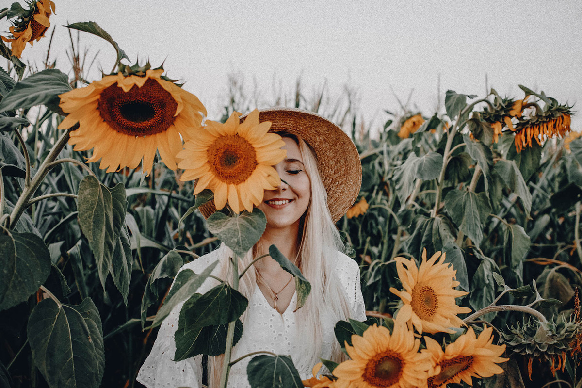 Dark & Moody Green Lightroom Presets, an Action Add-On by Daily Studio (Photo 9 of 10)