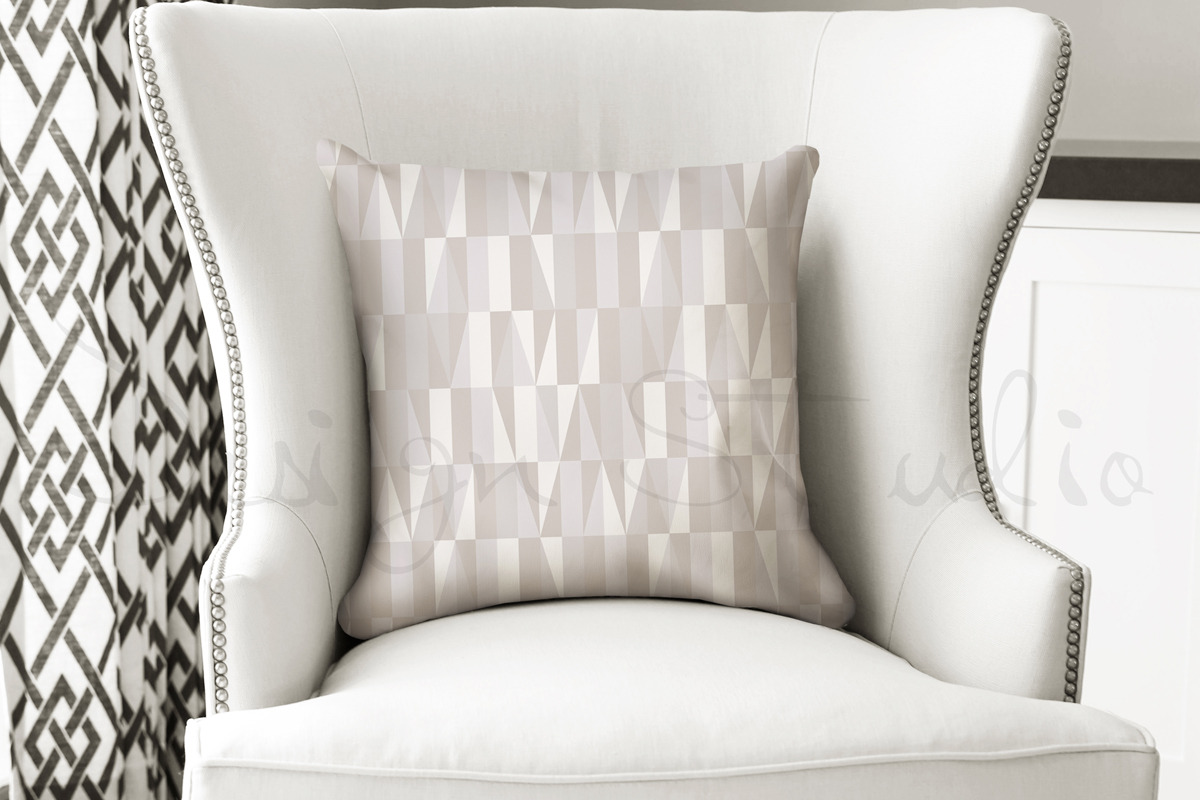 Pillow Mockup, Smart object PSD file, a Product Mockup by HisariDS Mockup Design (Photo 2 of 3)