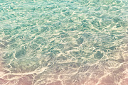 Colorful waves, an Abstract Photo by The Free Creatives (Thumbnail 2 of 3)