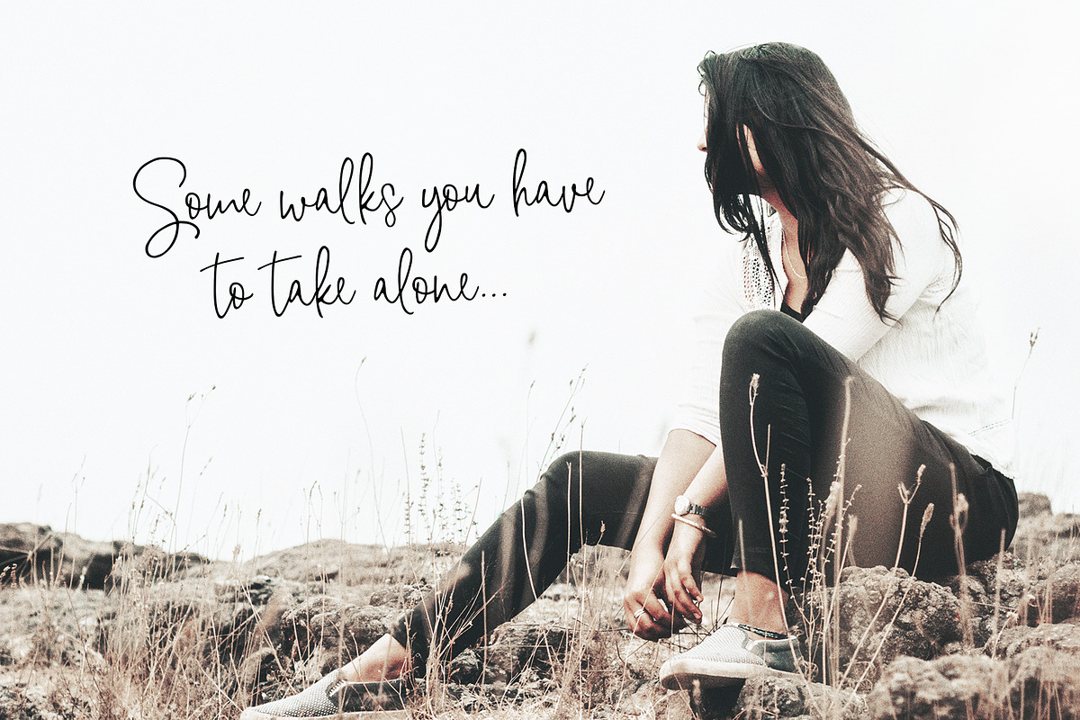 Bright Side script font & logos preview 7