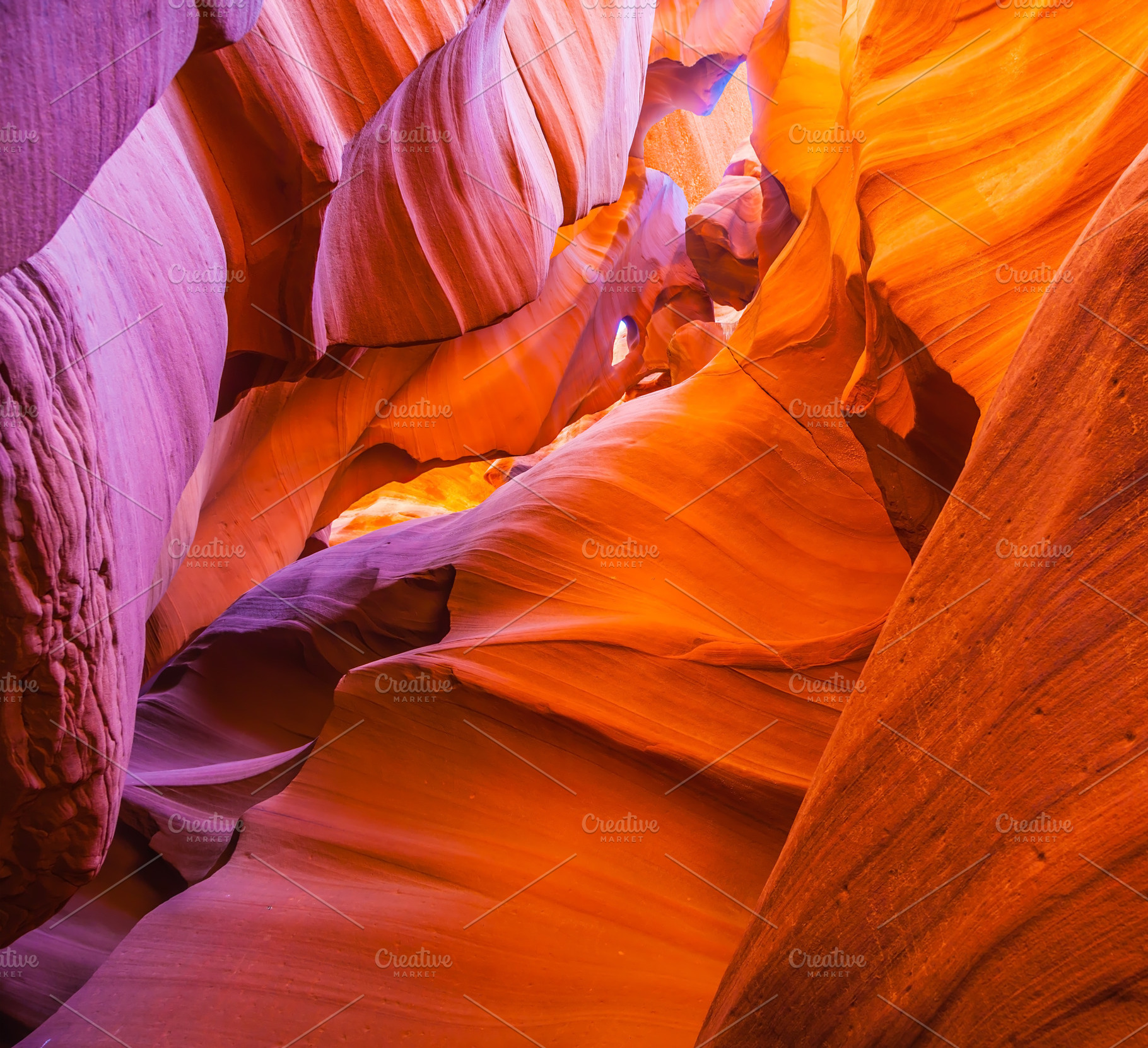 Antelope Canyon in the  Arizona, a Nature Photo by kavram