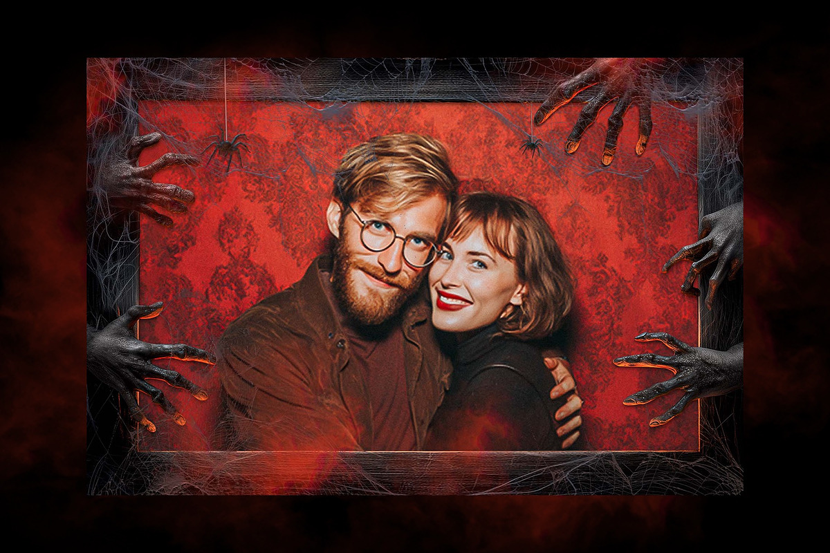 Halloween Photo Frame Flyer Template, a Layer Style Add-On by DesignerCandies (Photo 5 of 7)